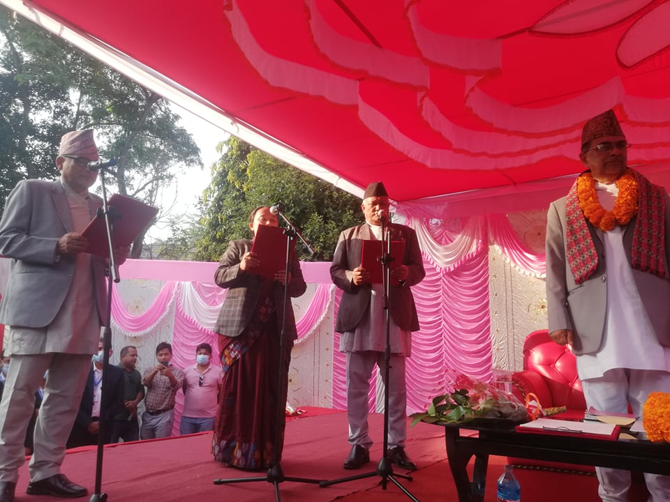 मुख्यमन्त्री पाण्डेले गरे मन्त्रिपरिषद् विस्तार:  खनाल, भडेल र मोक्तान बने मन्त्री